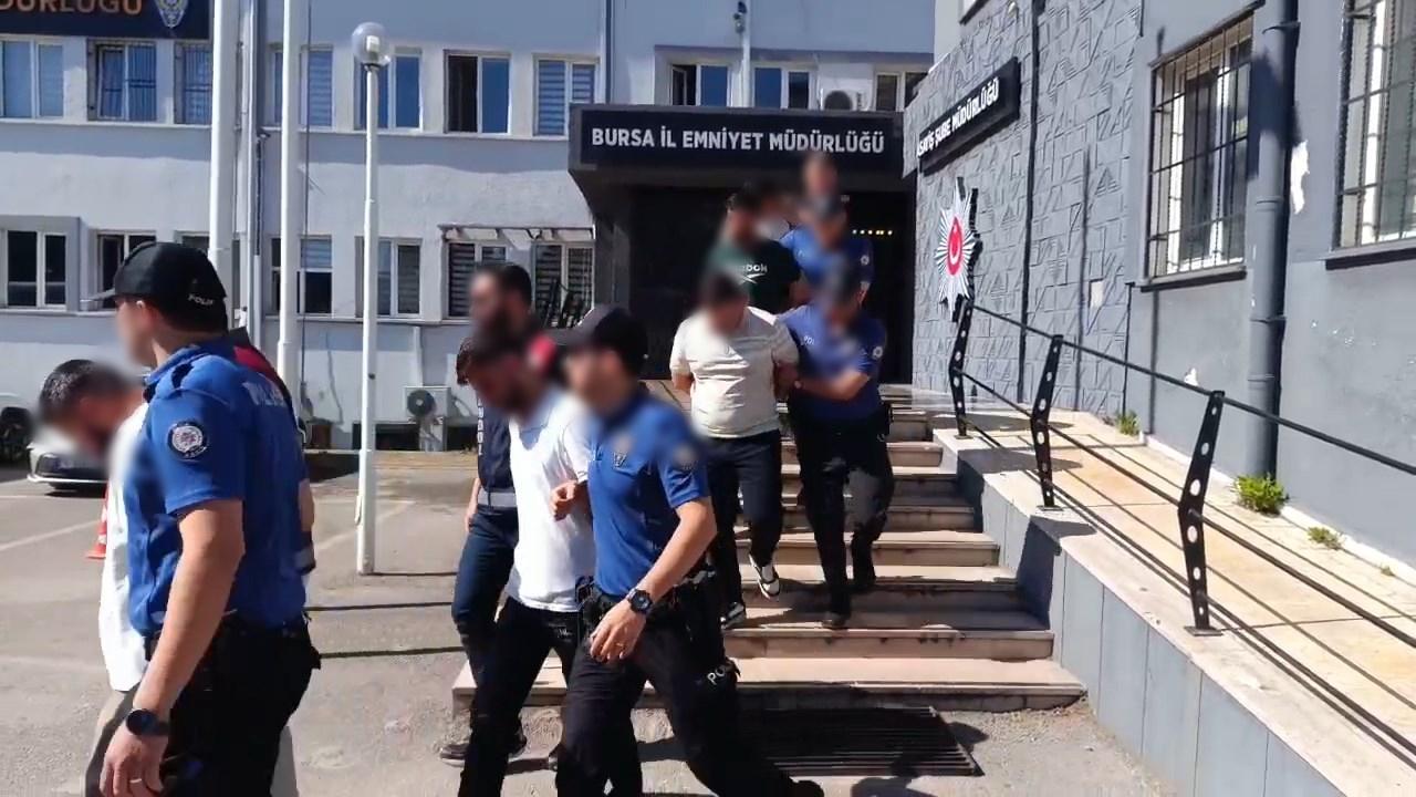 100 milyon lira dolandırdılar, 'operasyon bitti' deyip tatlı ikram ettiler