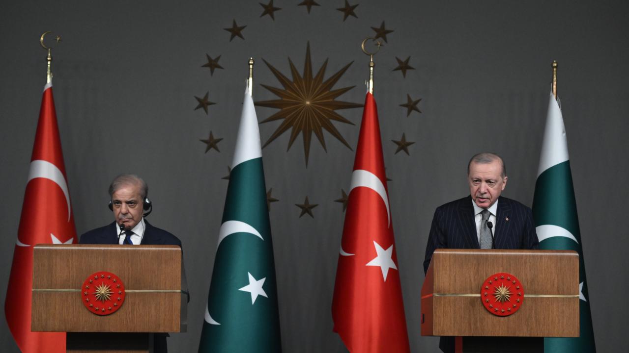 Pakistan Başbakanı Şerif: Cumhurbaşkanı Erdoğan, cesur bir liderlik ortaya koyuyor