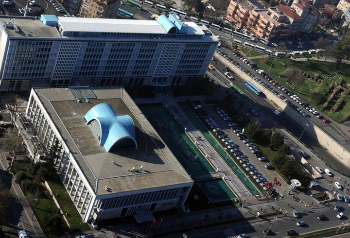 İBB'ye yönelik 'Yolsuzluk' davası sürüyor: İmamoğlu salondan çıkarıldı!