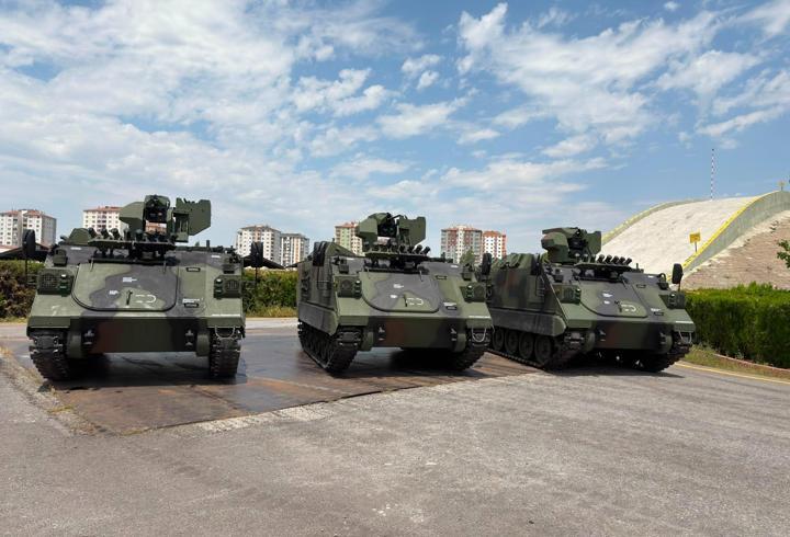 3 adet E-ZPT, Mehmetçik'e teslim edildi
