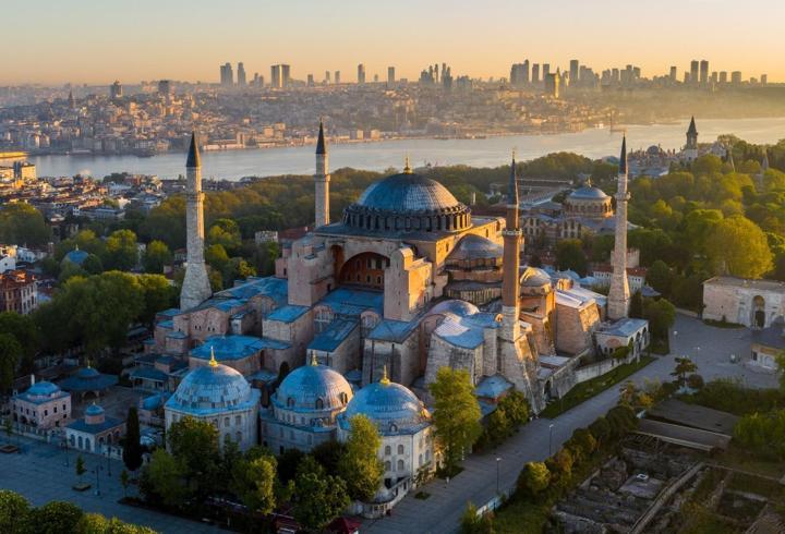 Ayasofya'nın ibadete açılışının 6. yılı: "Emaneti geleceğe taşıyoruz"
