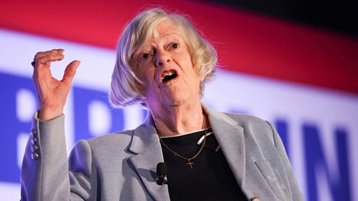 İngiltere'yi sarsan cinayet! Eski bakan Ann Widdecombe evinde ölü bulundu