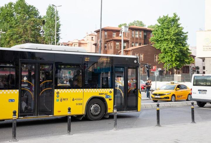 15 TEMMUZ'DA OTOBÜSLER ÜCRETSİZ Mİ? Bugün İstanbul İETT, İzmir ESHOT, Ankara EGO Bedava mı?