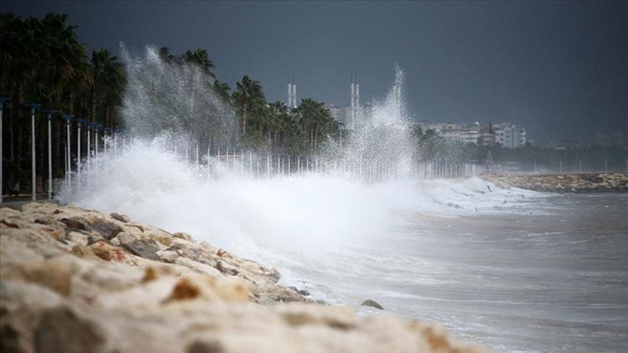 Marmara'nın güneybatısı ile Kuzey Ege için kuvvetli fırtına uyarısı
