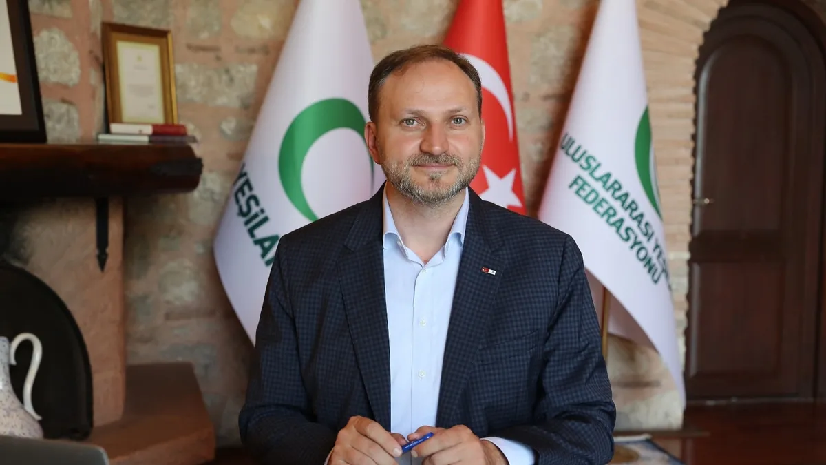 Yeşilay Başkanı Doç. Dr. Mehmet Dinç Sabah.com.tr'ye açıkladı! Çocukları dijital sarmaldan kurtaracak altın kural