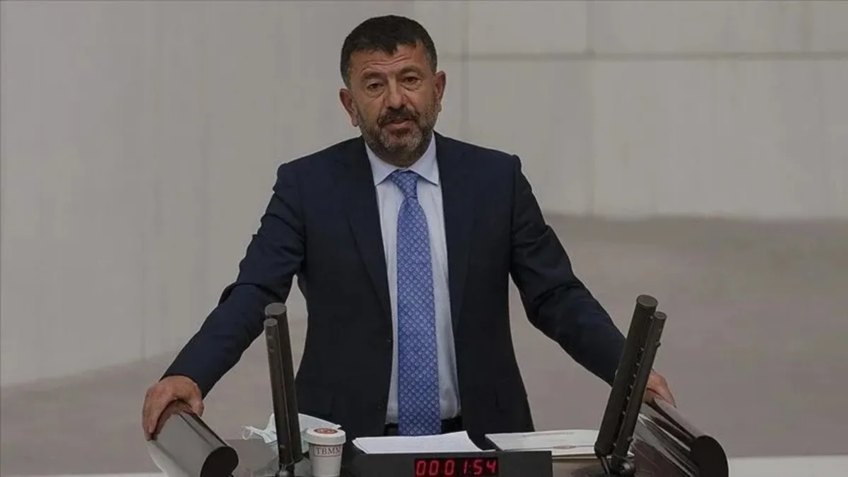 SON DAKİKA | İzmir'deki yolsuzluk soruşturmasında Veli Ağbaba'nın ağabeyi Hür Ağbaba gözaltına alındı