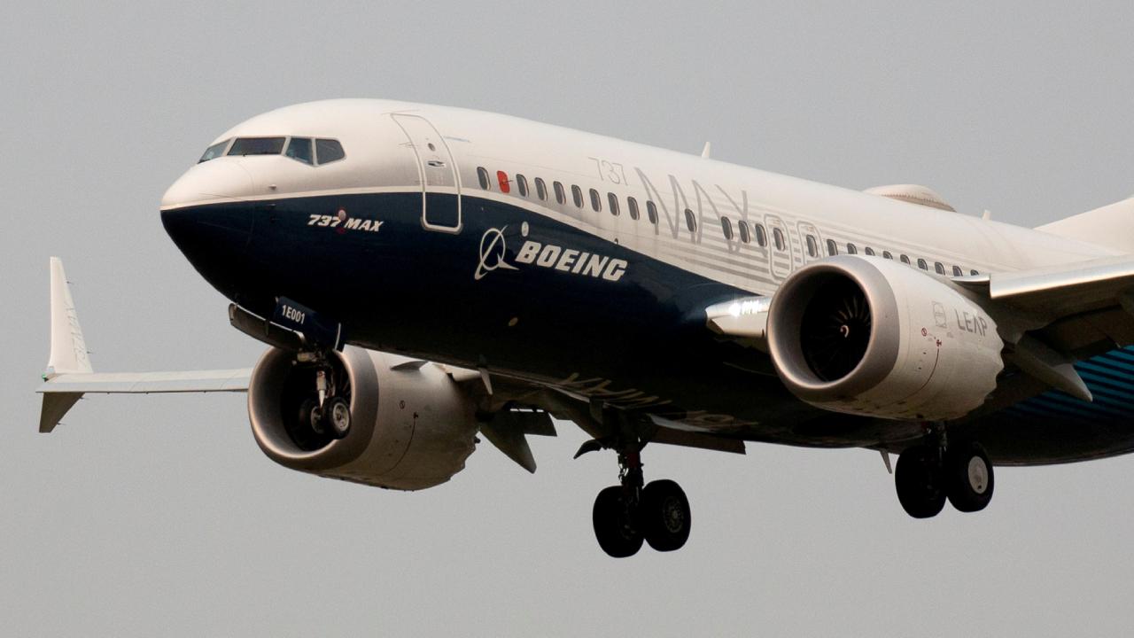 FAA yüzlerce Boeing 737 Max uçağında çatlak incelemesi istedi