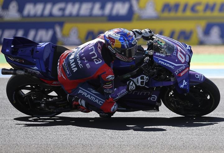 Toprak Razgatlıoğlu, İngiltere Grand Prix'sini 15. sırada tamamladı