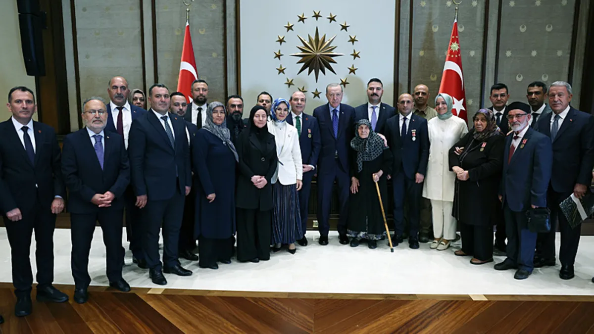 Terörsüz Türkiye için devletimizin yanındayız