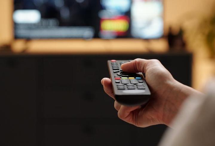 18 AĞUSTOS SALI TV YAYIN AKIŞI: Bugün televizyonda ne var? Hangi dizi, film ve programlar ekrana gelecek?