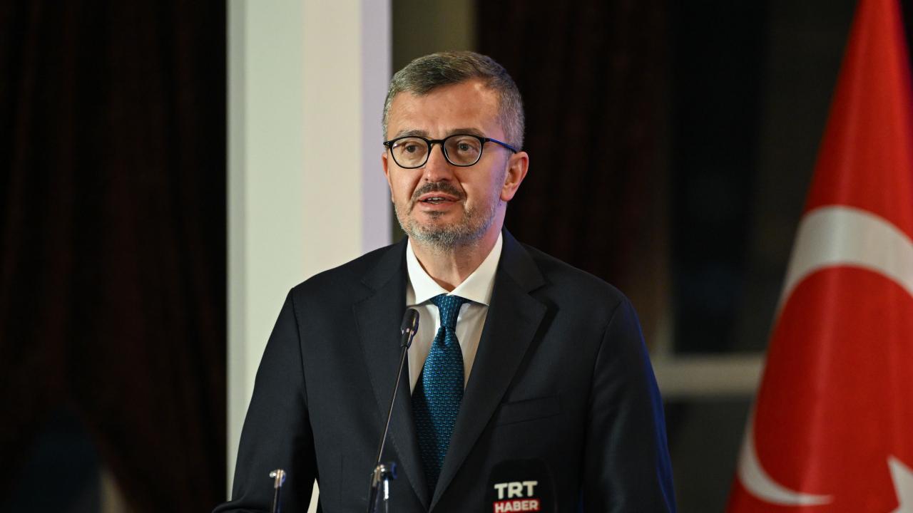 İletişim Başkanı Duran: Mevlidi Nebi Gecesine ulaşmanın huzurunu ve heyecanını yaşıyoruz