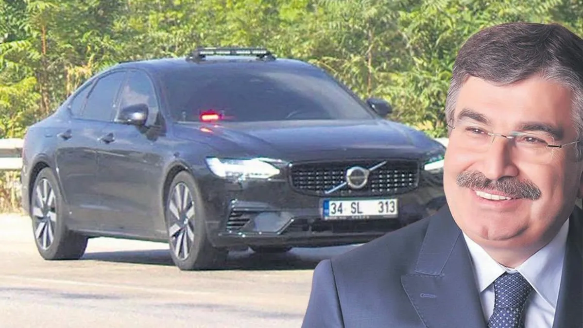 Çakarlı firar filosu