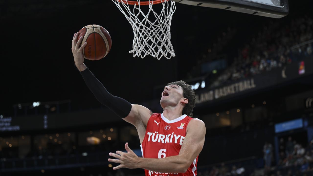 12 Dev Adam'ın hedefi İzlanda deplasmanında 8'de 8