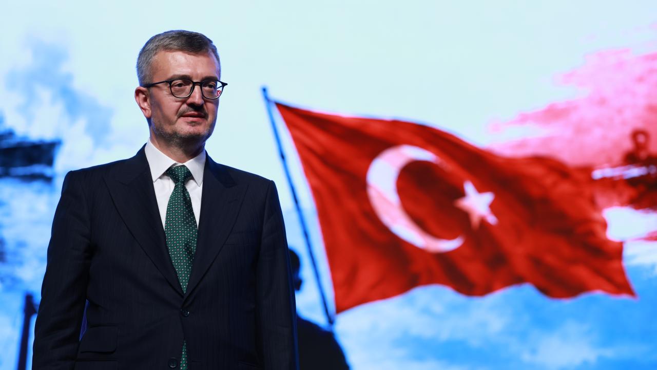 İletişim Başkanı Duran: Eşsiz zafer, milletimizin geleceğini tayin etme iradesinin ilanıdır