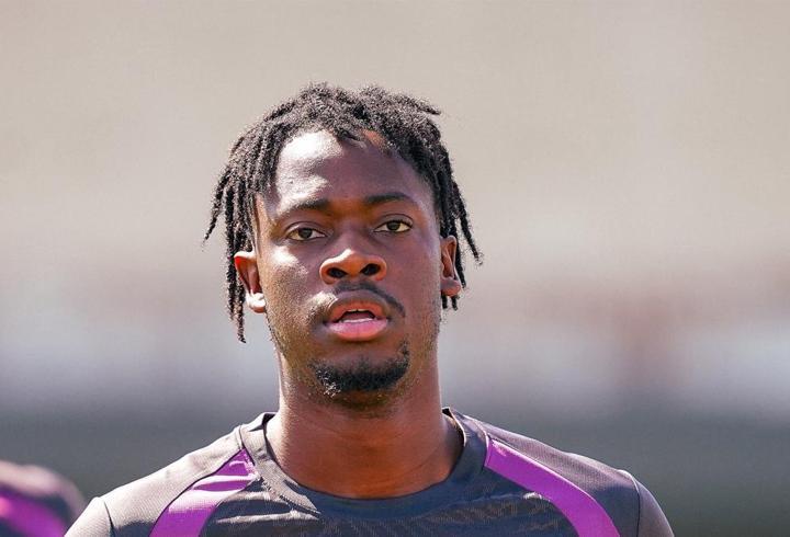 Galatasaray'ın yeni transferi Bitshiabu, ilk antrenmanına çıktı