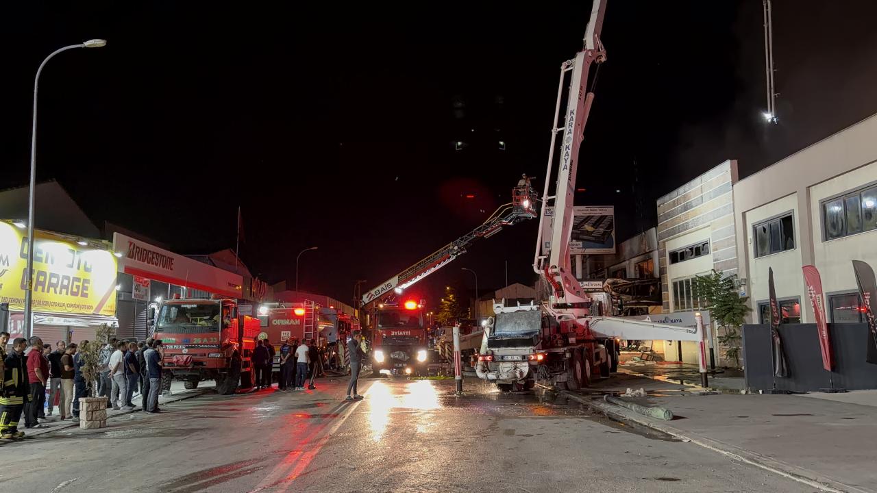Eskişehir'de iş yerinde çıkan yangın söndürüldü