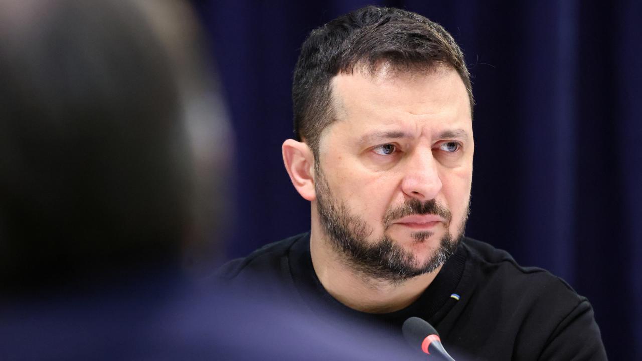 Zelenski: Rusya'nın çeşitli bölgelerindeki petrol rafinerilerini ve İHA tesislerini vurduk