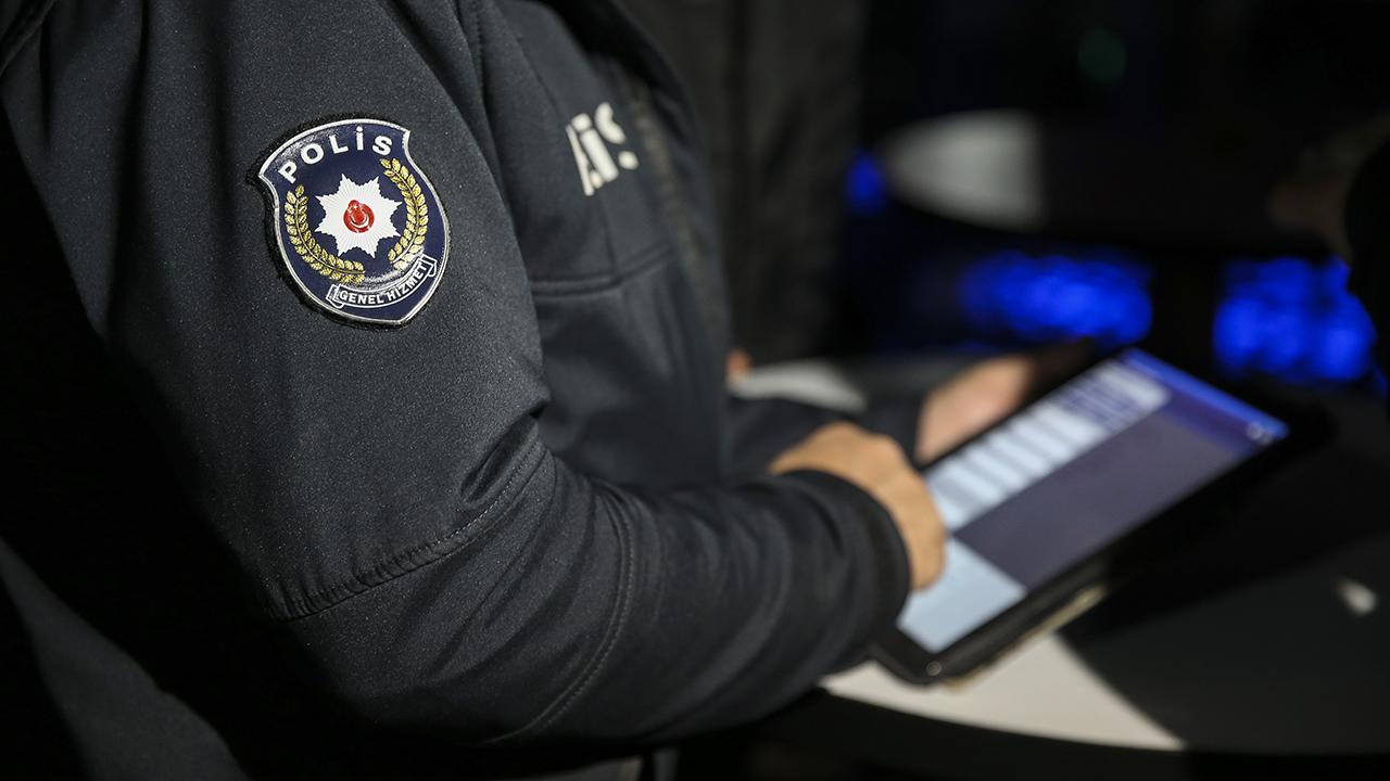 Trafikte tartıştığı kişinin aracına saldıran sürücüye 380 bin lira ceza