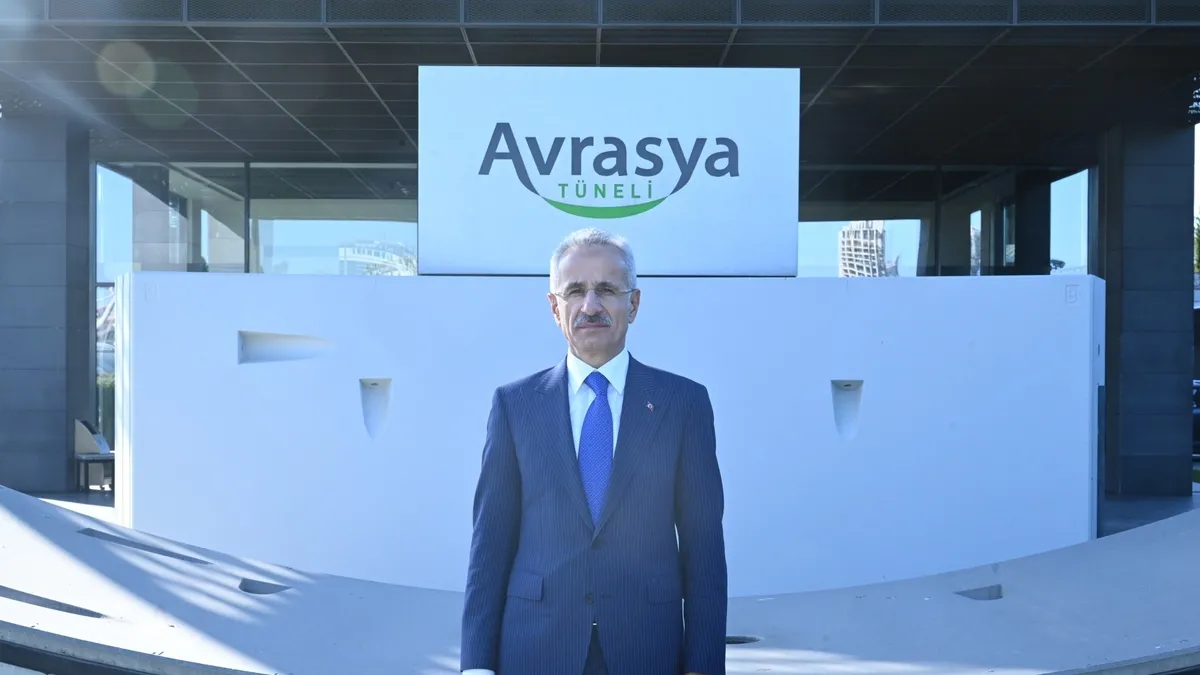 Bakan Uraloğlu duyurdu: Avrasya Tüneli’nde yeni rekor! Bir günde 94 bini aşkın araç geçti
