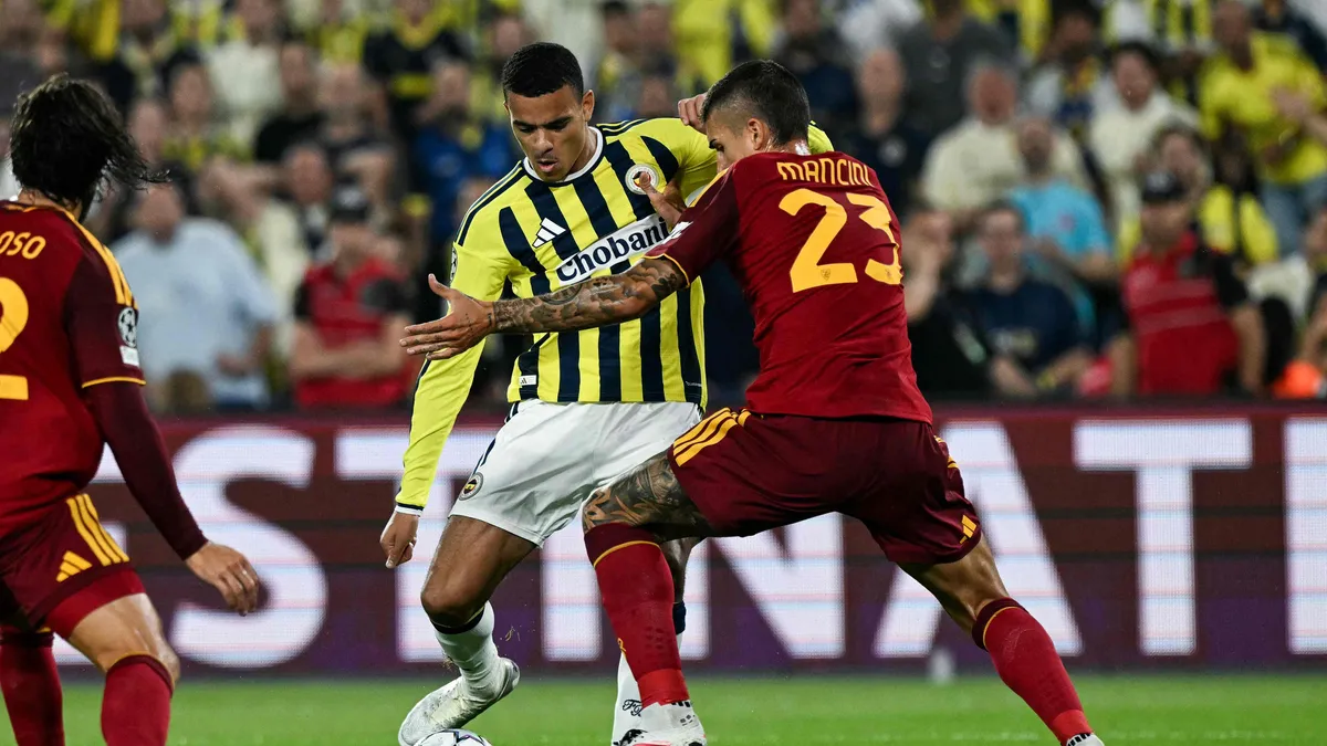Fenerbahçe Şampiyonlar Ligi’ne puanla başladı! Kanarya Roma ile yenişemedi
