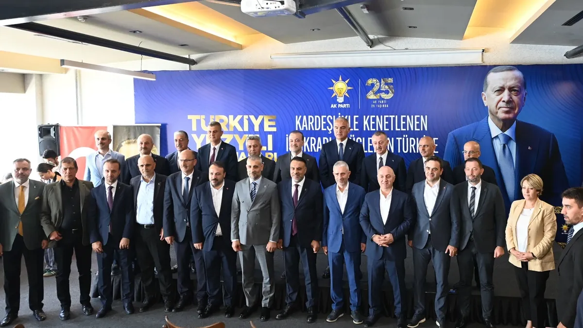 Bakan Ersoy duyurdu: “Türkiye turizmin süper liginde zirveye talip”
