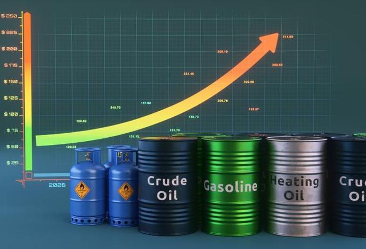 Petrolde 126 dolar alarmı! Brent ve WTI haftayı 100 doların üzerinde tamamladı
