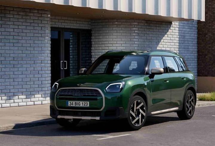 Yenilenen Elektrikli MINI Countryman online satılacak