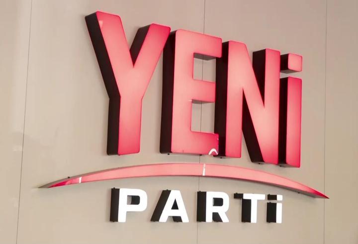 Yeni Parti'nin ismi değişiyor mu?