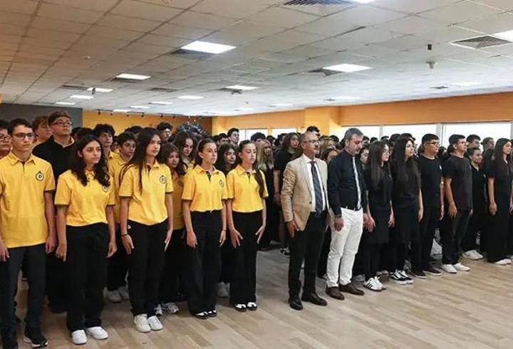Demirören Medya Lisesi'nde ilk ders günü heyecanı