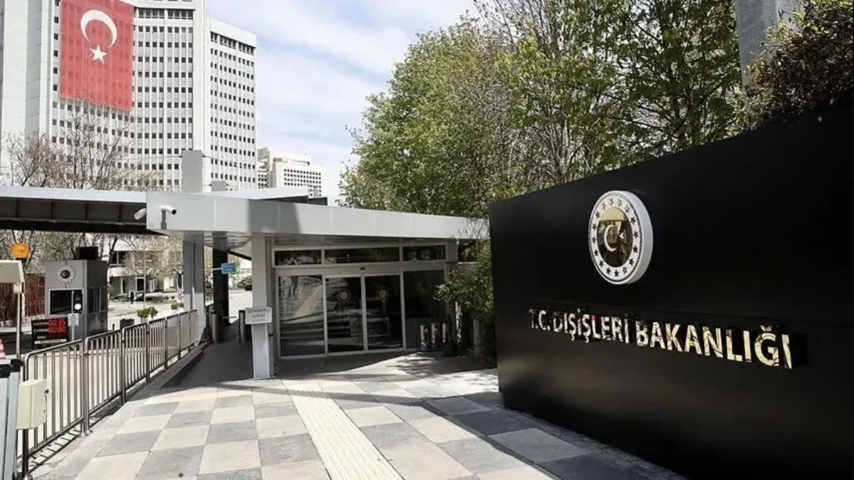 Dışişleri’nden Atina’ya sert tepki: Yunan makamlarını ciddiyete davet ediyoruz