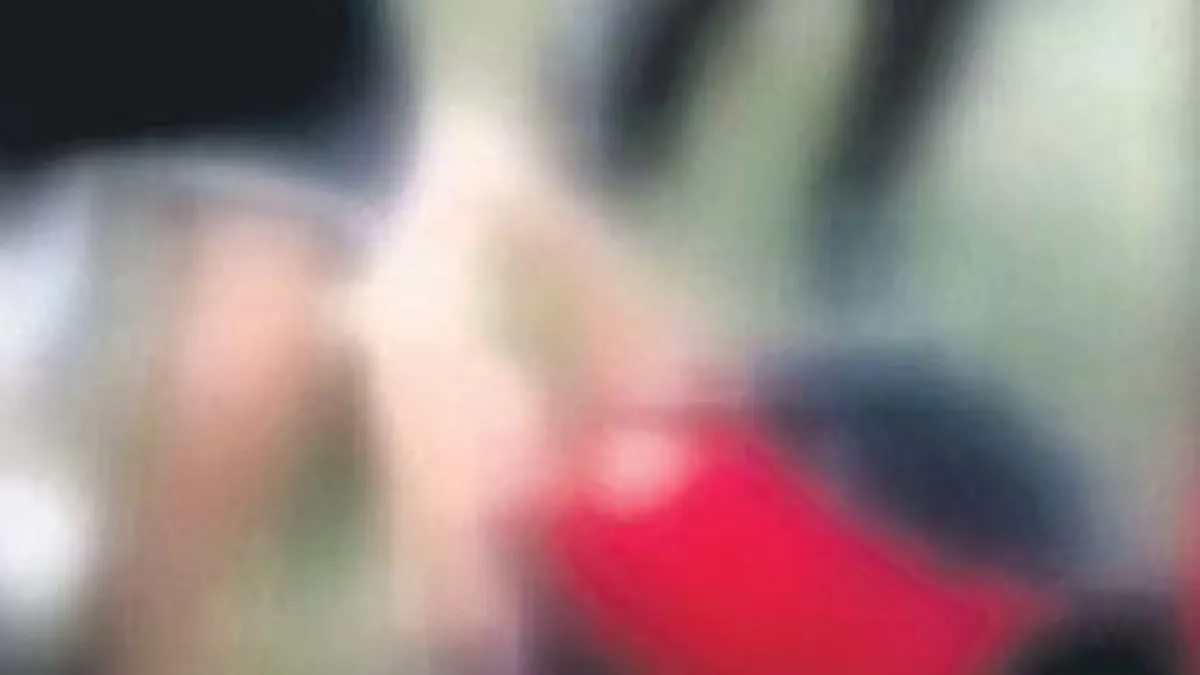 Epilepsi hastası çocuğa akran zorbalığı