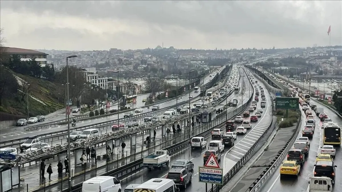 SON DAKİKA | İstanbul'da trafik yoğunluğu: Yağışlar etkisini sürdürüyor! Yüzde 78'e ulaştı