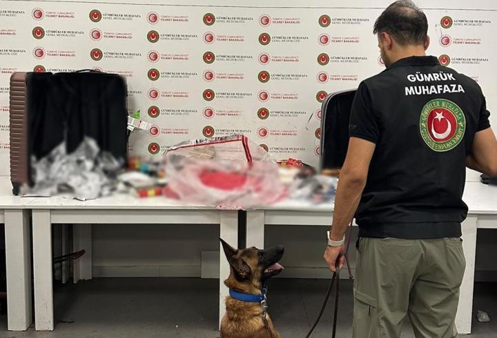 İstanbul Havalimanı'nda 20 kilogram uyuşturucu ele geçirildi