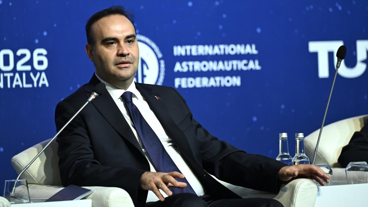 Bakan Kacır: Ülkemiz uzay alanında öncü projeler için doğru adres