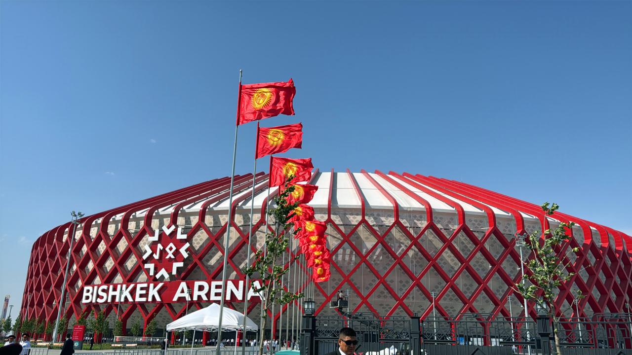 Kırgızistan'da 51 bin kişilik Bişkek Arena Stadyumu'nun resmi açılışı yapıldı