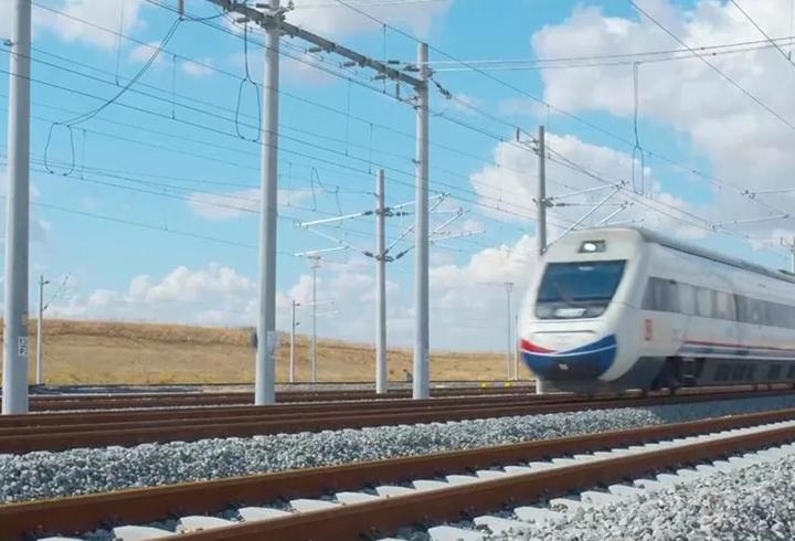Hızlı tren Avrupa sınırına ulaşıyor
