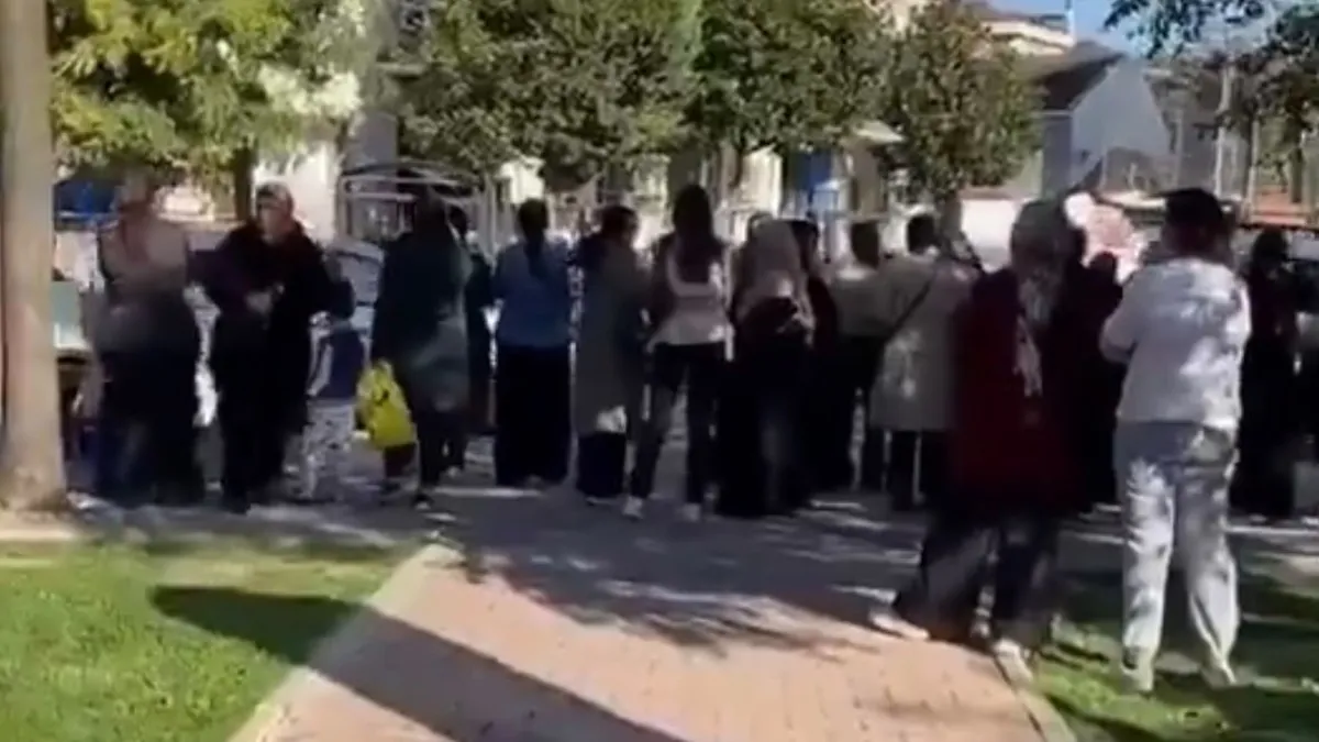 Bahçelievler’de ortaokul öğrencisinin defterinde skandal çizimler: 2017 yılındaki katliama atıf!