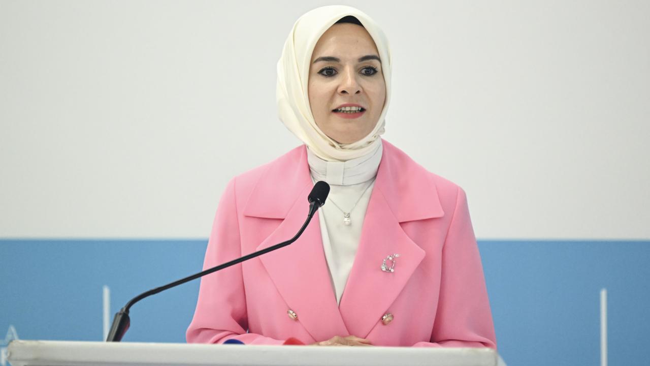 Bakan Göktaş: Muhalefeti çamur siyasetinden çıkmaya davet ediyorum
