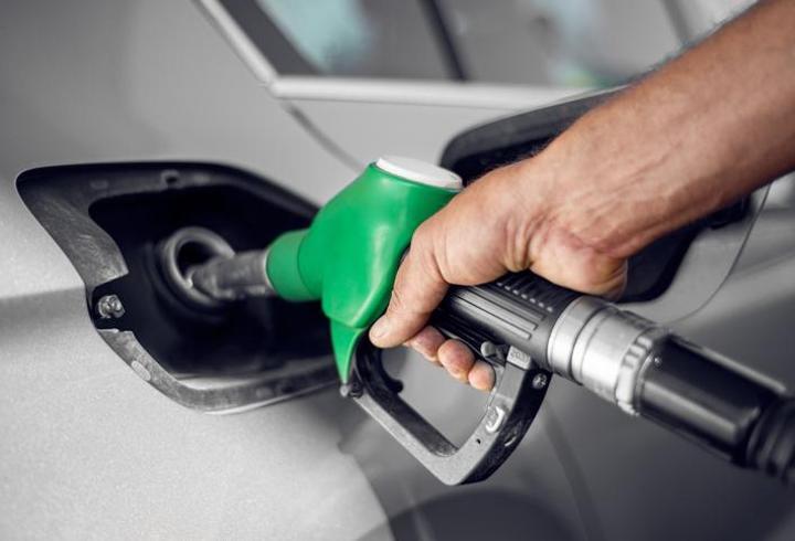 Benzine 96 kuruş indirim bekleniyor: İşte yeni fiyatlar