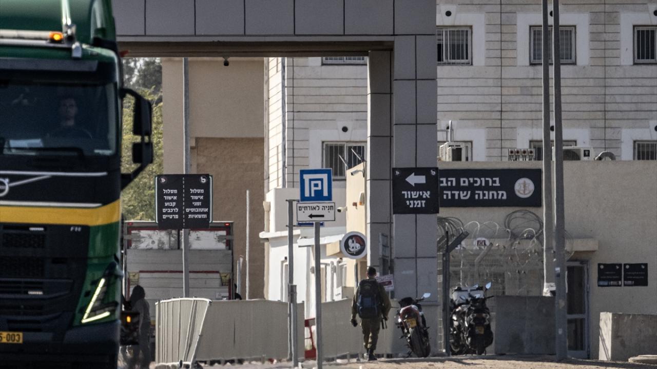 Haaretz: İsrail cezaevlerindeki Filistinli esirler açlığa, salgın hastalıklara ve sistematik işkenceye maruz kalıyor