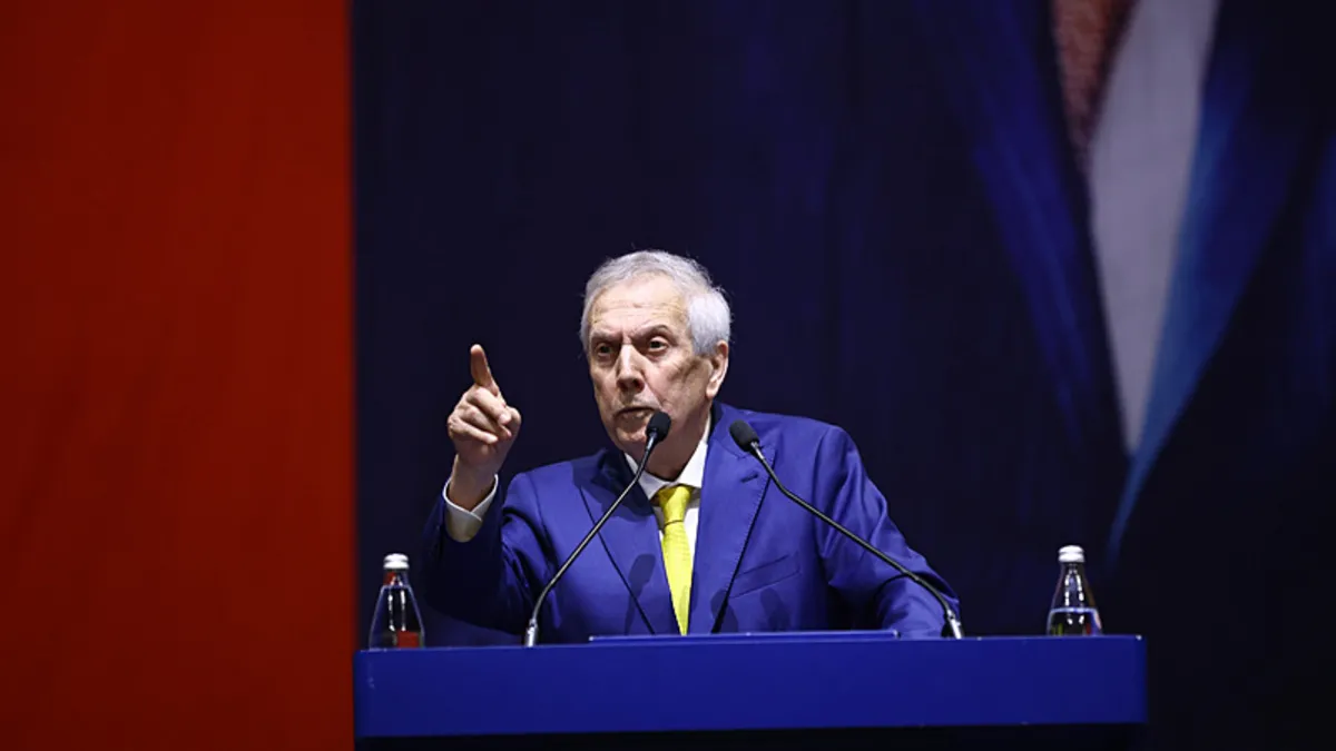 Fenerbahçe'de Aziz Yıldırım harekete geçti!