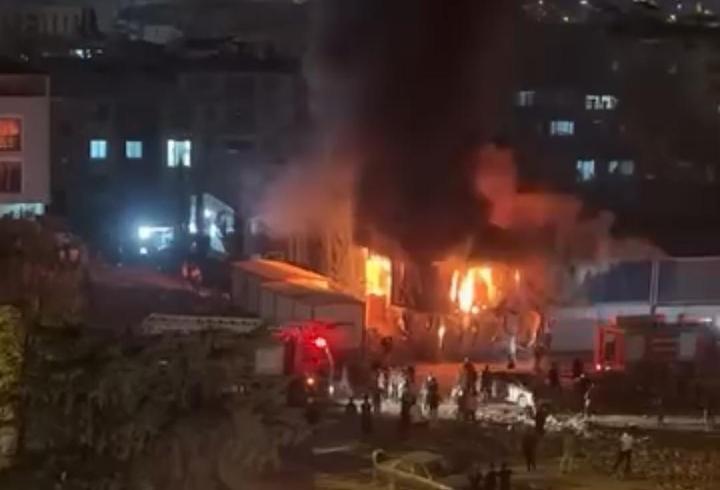 Hatay'da işçilerin kaldığı konteynerde yangın
