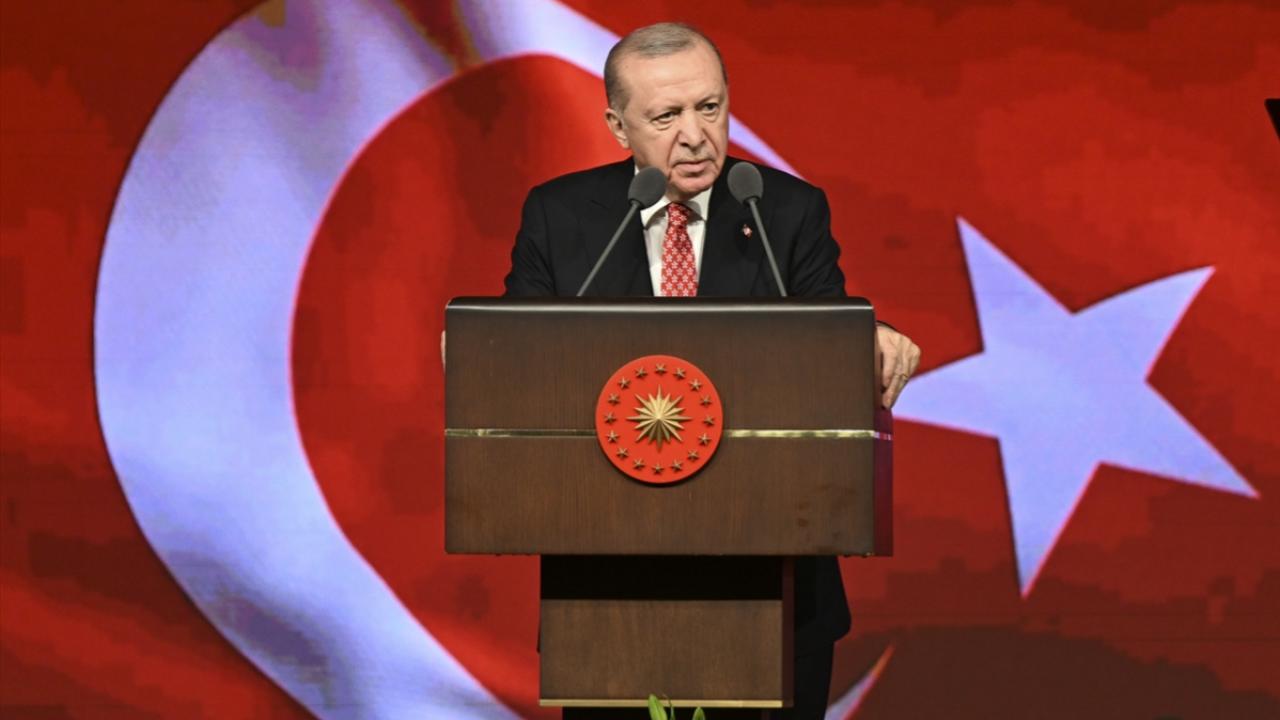 Cumhurbaşkanı Erdoğan: Önümüzdeki dönemi Türk asrı yapmak için mücadele edeceğiz