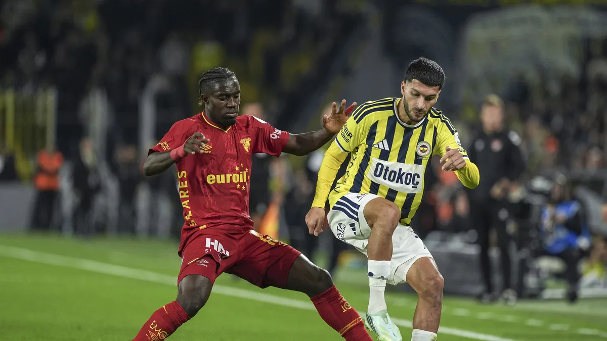 SON DAKİKA | Fenerbahçe evinde yıkıldı! Göztepe 2 dakikada geri döndü